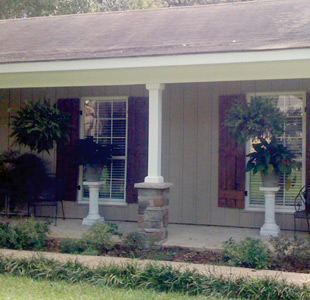 Bella Posts Porch