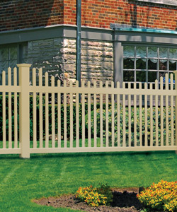 Monroe Vinyl Fence